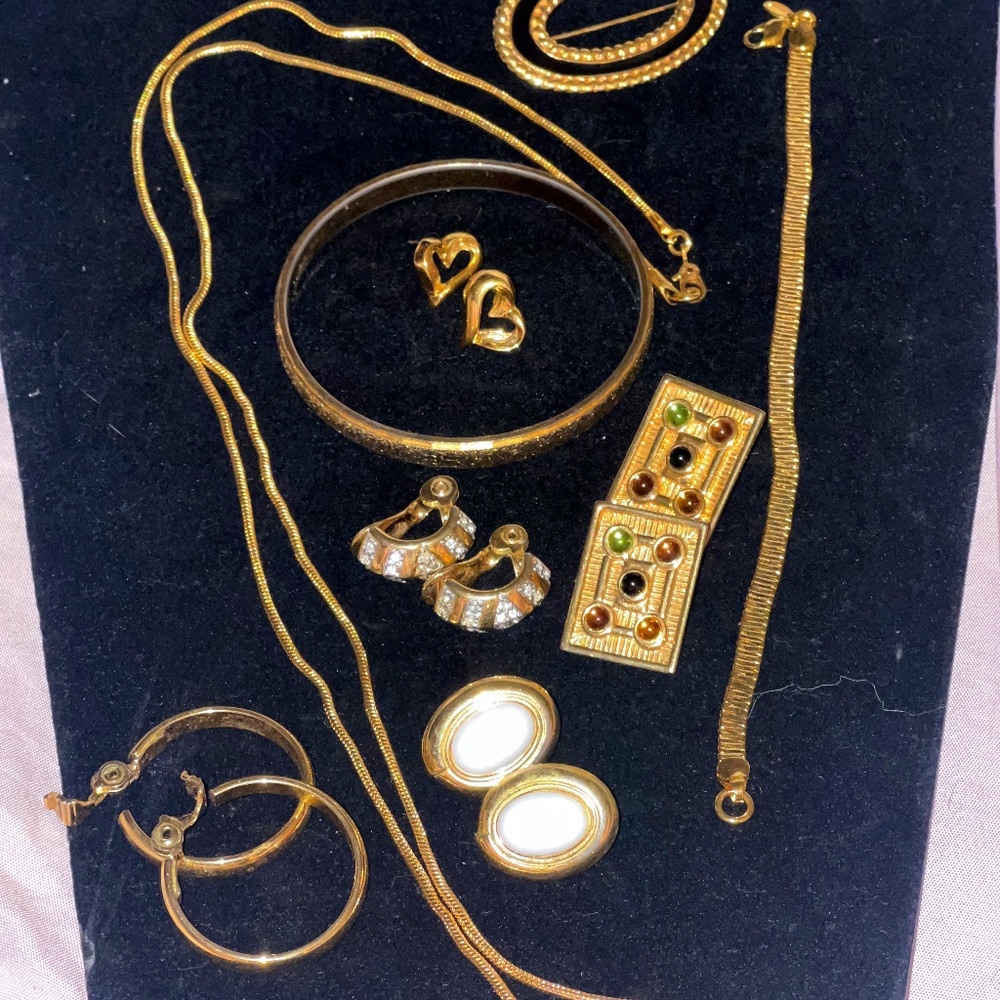 Elegant Monet Gold Tone Jewelry Collection – Necklaces, Bracelets, Earrings